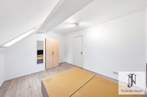 Photo 8- click for photo gallery